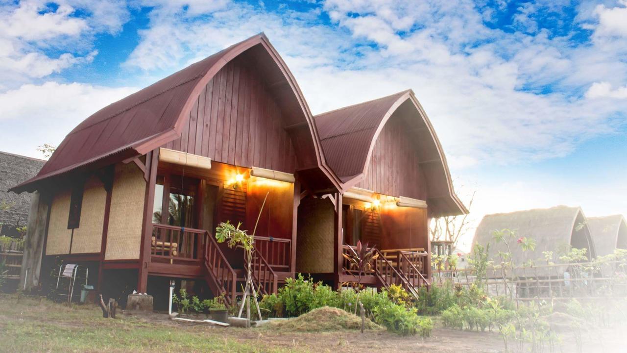 Lia Jaya Bungalows Gili Meno Exterior photo